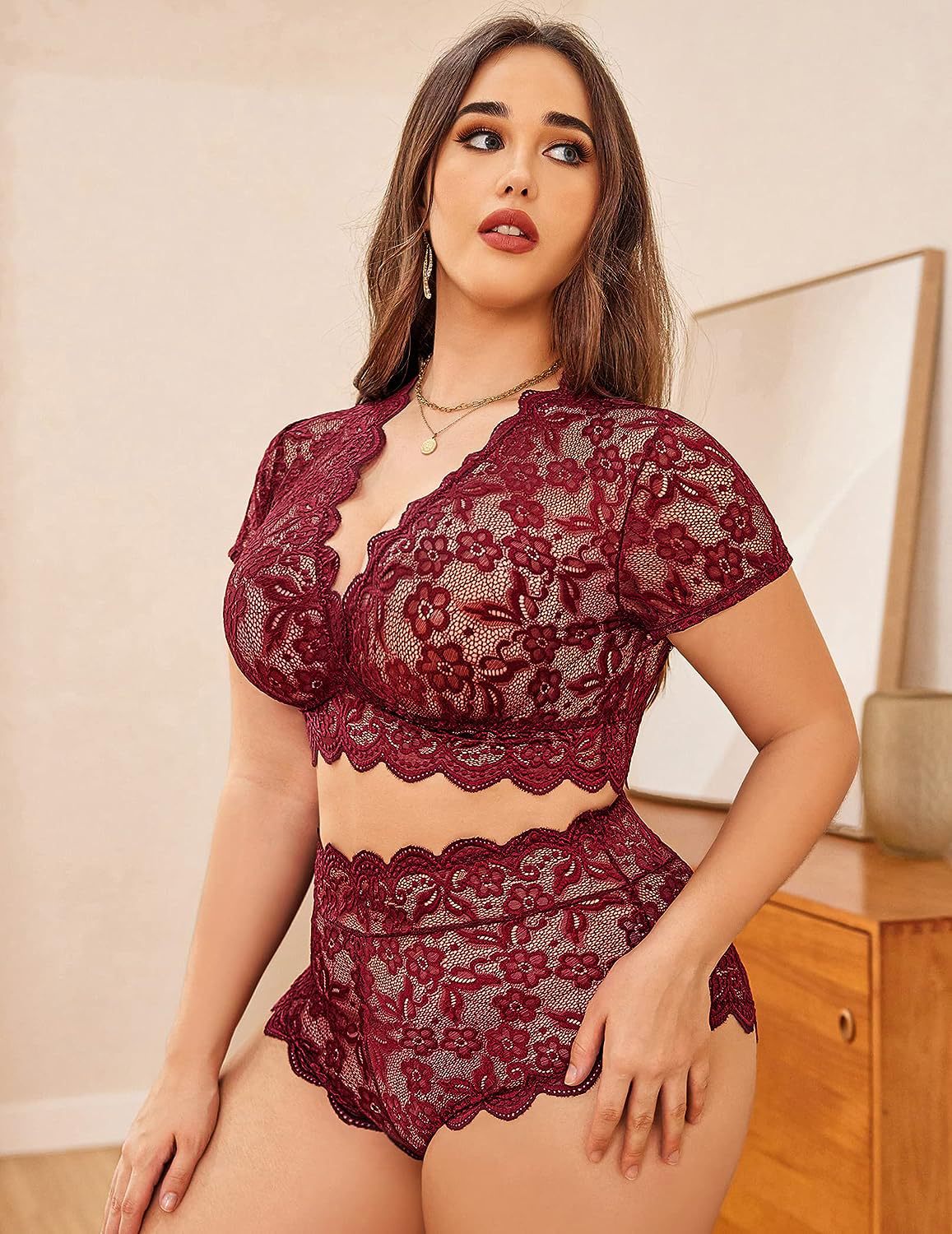 New Arrival Plus Size Sexy Lace Nightwear Set - Ruffle Wave Design, Perfect for a Romantic Night at Home