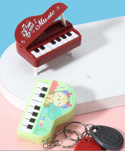 Creative Cartoon Vertical Mini Piano Keychain Can Play Fun Pronunciation Toys Children Handbag Pendant