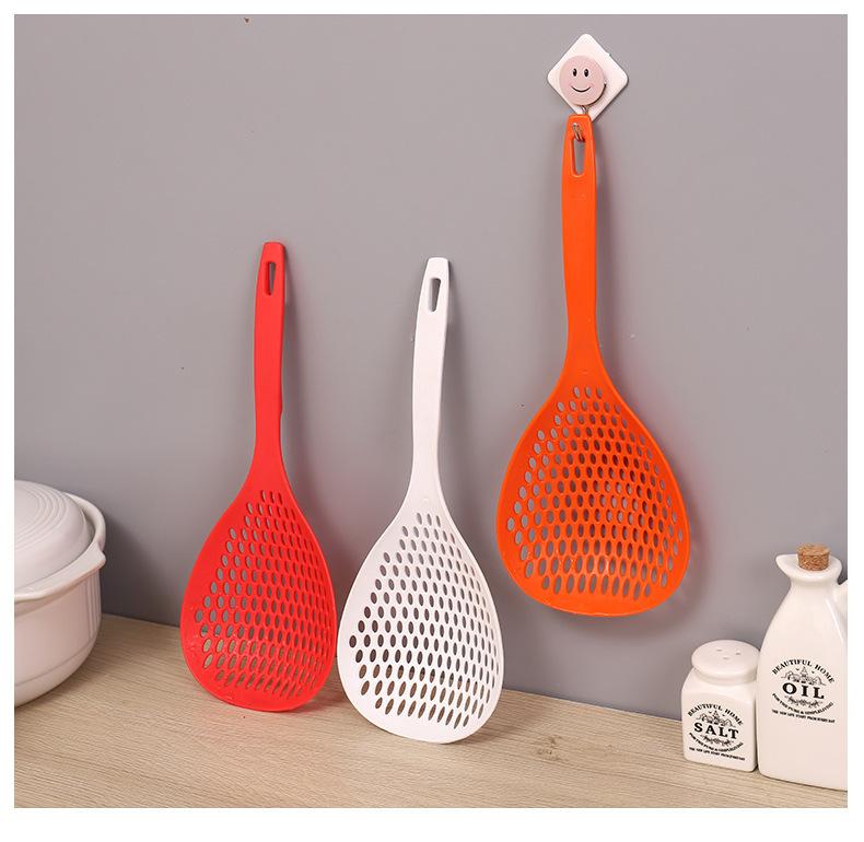 Noodles Strainer Scoop up Dumplings Spoon Large Spoon Imported from Japan Colander Kitchen Fried Spicy Hot Pot Water Strainer Long Handle Thickened