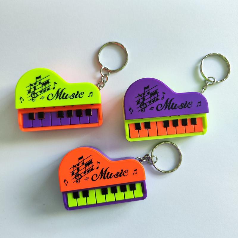 Creative Cartoon Vertical Mini Piano Keychain Can Play Fun Pronunciation Toys Children Handbag Pendant