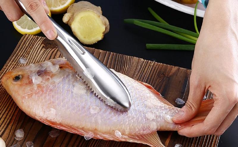 Fish Scaler Brush Fish Scaler Remover with Stainless Steel Sawtooth Easily Remove Fish Scales-Cleaning Brush Scraper Kitchen Tool